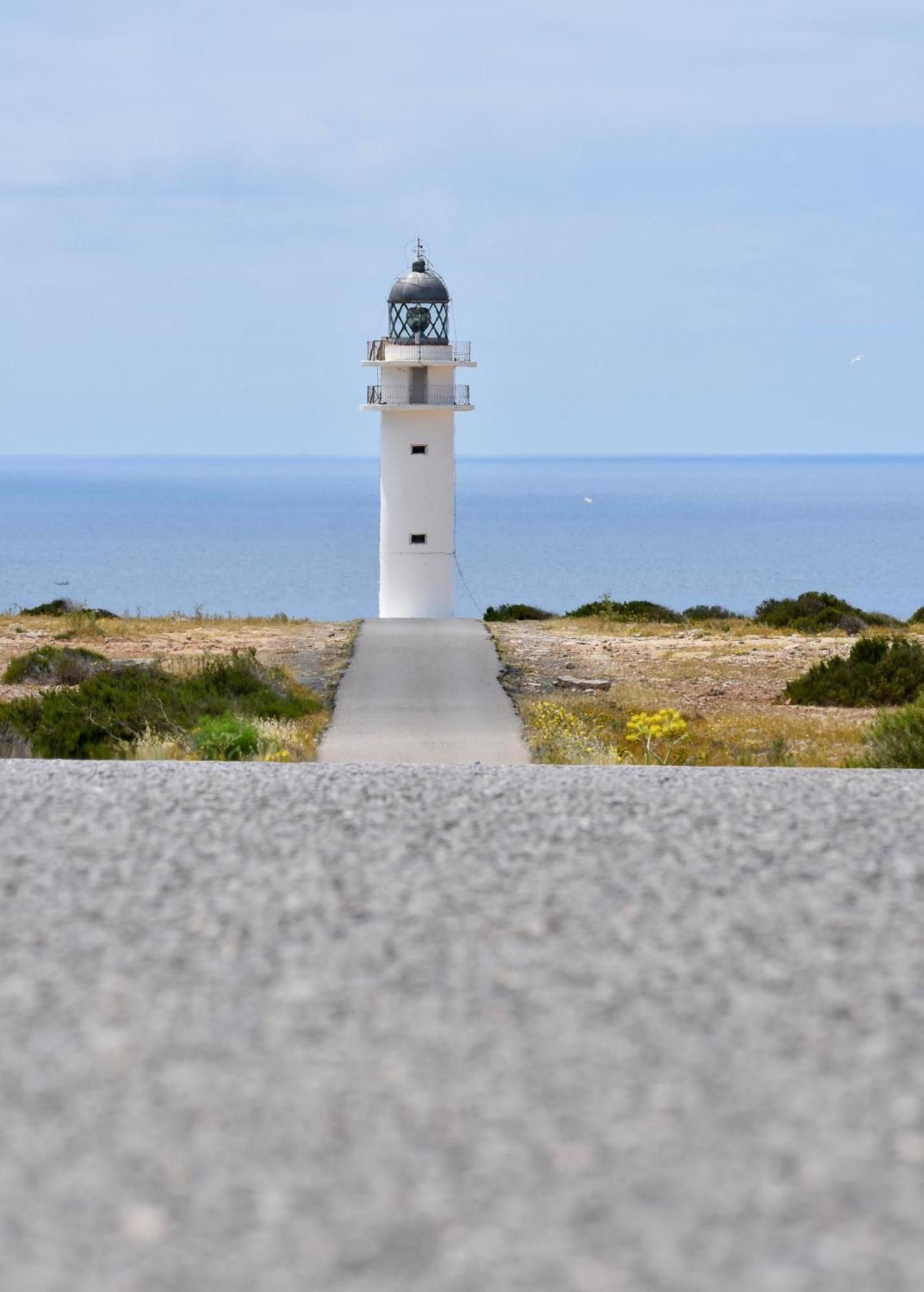 Voga Mari - Astbury Formentera Apartment ปลายามิจอร์น ภายนอก รูปภาพ