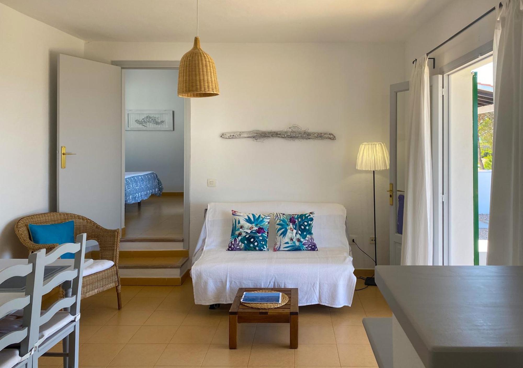 Voga Mari - Astbury Formentera Apartment ปลายามิจอร์น ภายนอก รูปภาพ