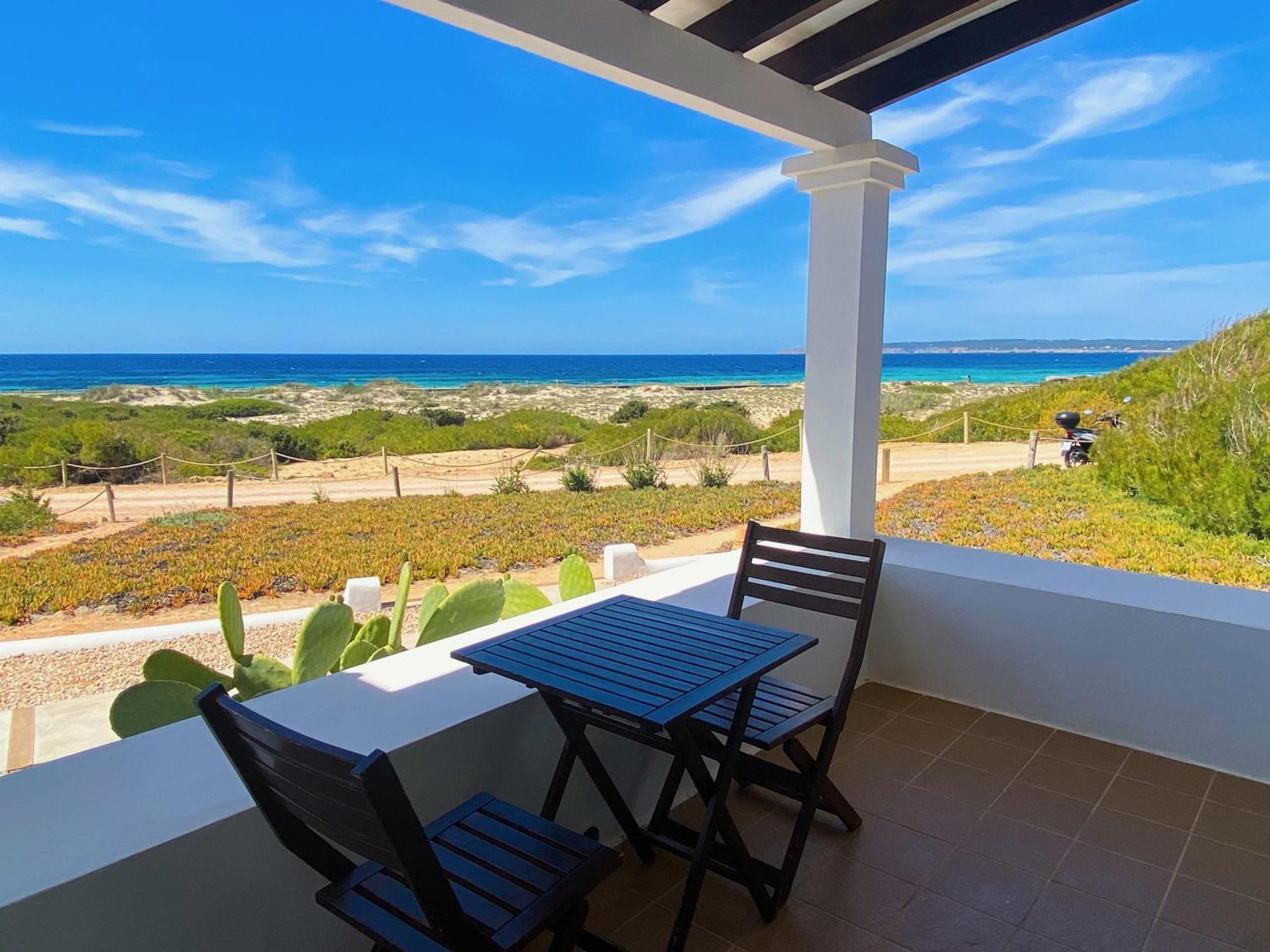 Voga Mari - Astbury Formentera Apartment ปลายามิจอร์น ภายนอก รูปภาพ